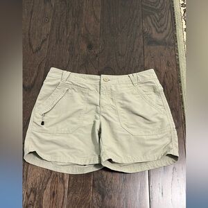 Women’s North Face hiking short, 5” inseam